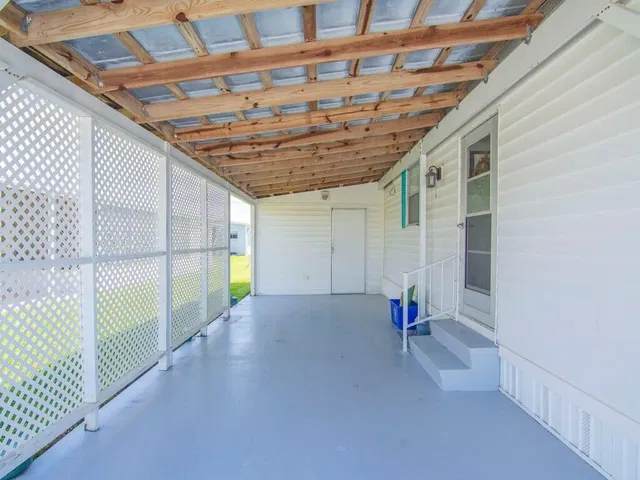 Residence photo 6