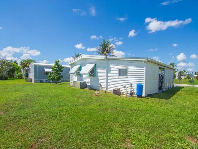 Residence photo 35