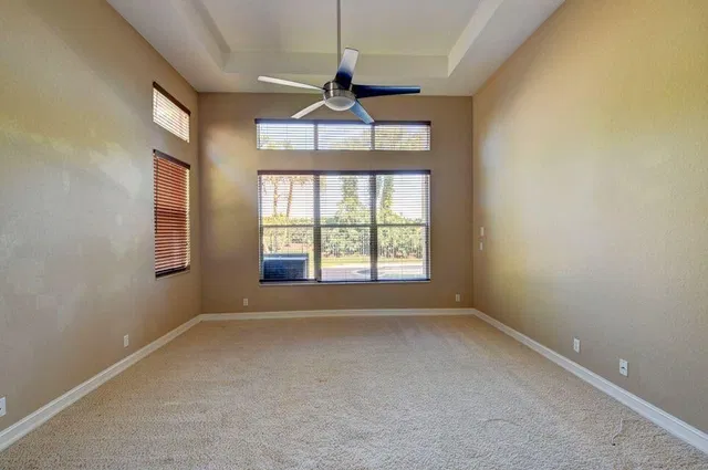 Residence photo 25