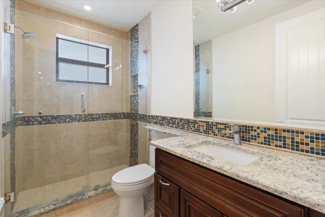 Residence photo 38