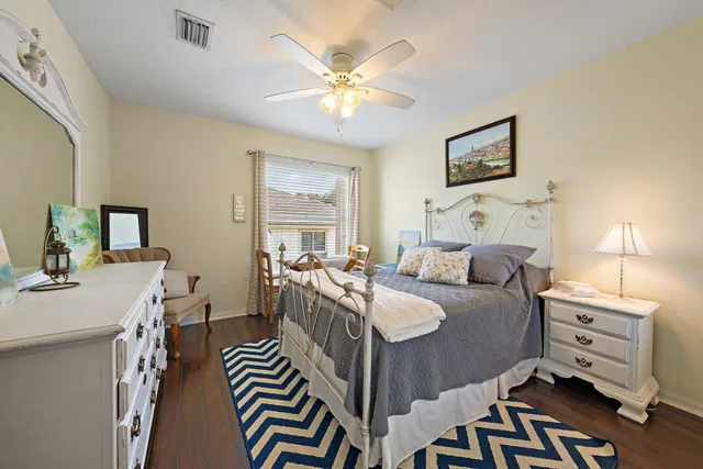 Residence photo 15