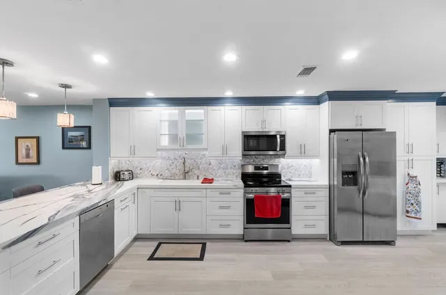 Unit 29B photo 6