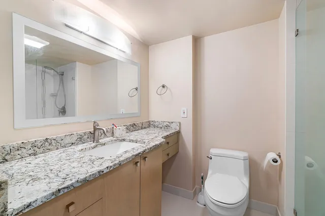 Unit 29B photo 27