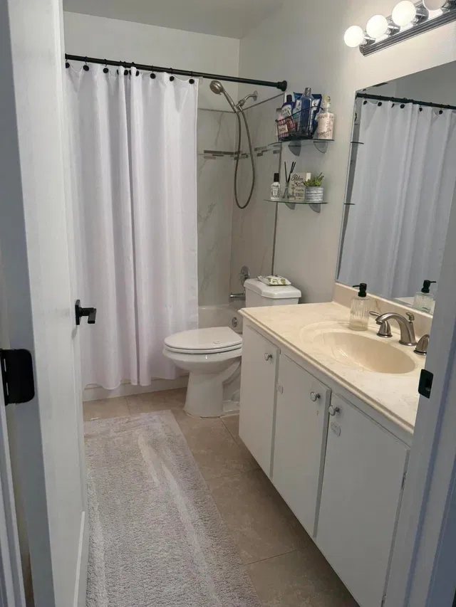 Unit 24 photo 8