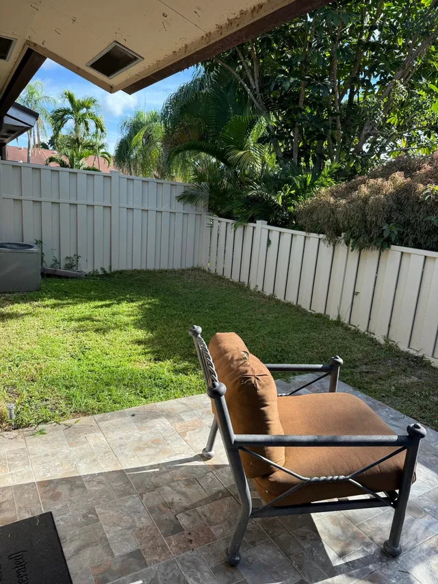 Unit 24 photo 21