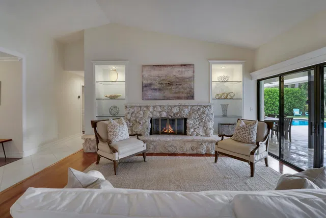 Residence photo 5