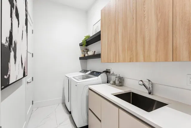 Residence photo 80