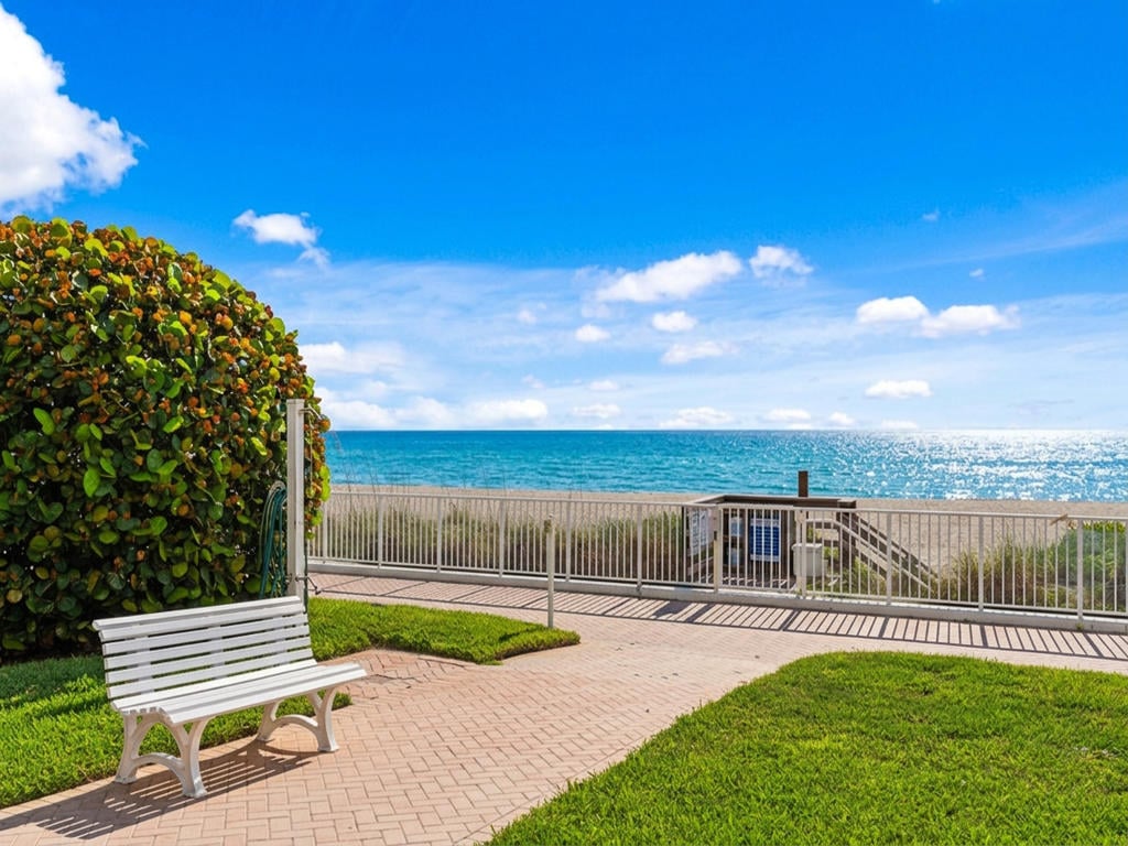 2295 S Ocean Palm Beach Unit 314 photo 18