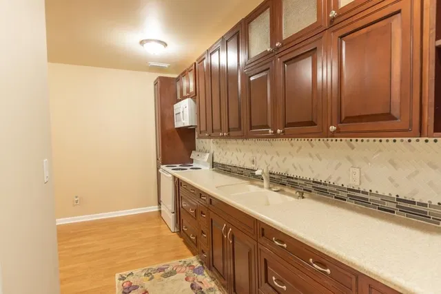 Residence photo 8