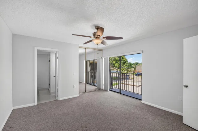 Residence photo 20