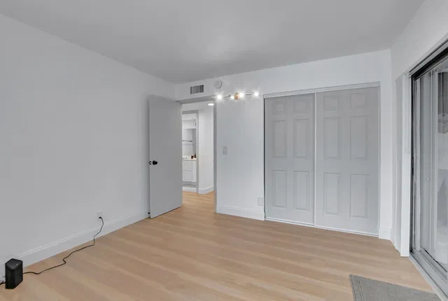 Residence photo 24