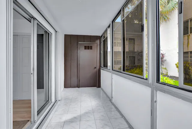 Residence photo 26