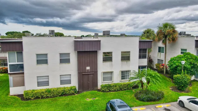 Residence photo 29