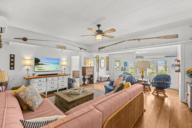  Residence photo 5