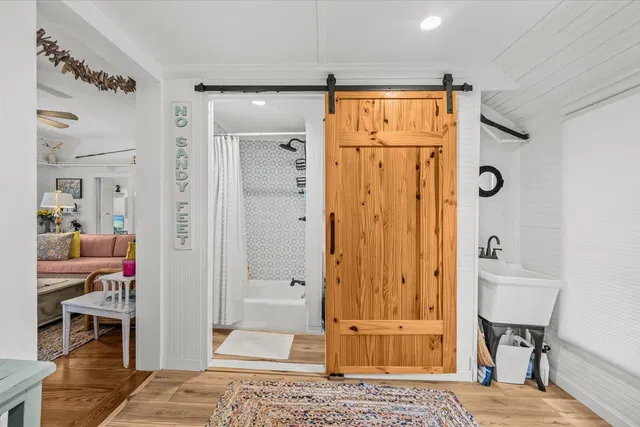  Residence photo 36