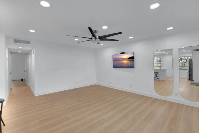 Residence photo 10