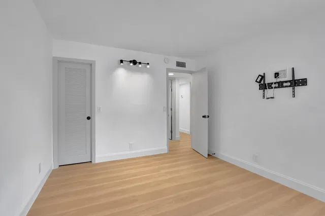 Residence photo 19