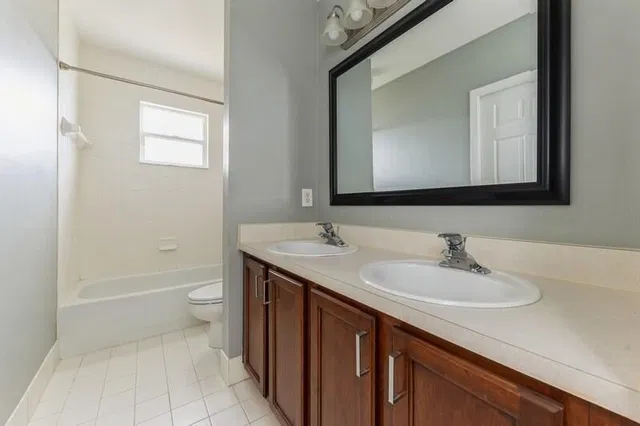  Residence photo 9