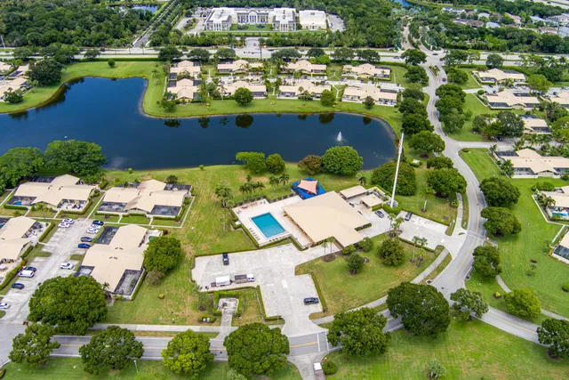 Old Palm Golf Club Residence photo 35