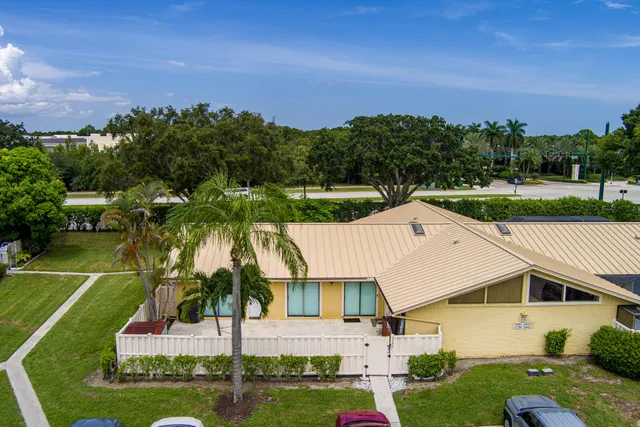 Old Palm Golf Club Residence photo 52