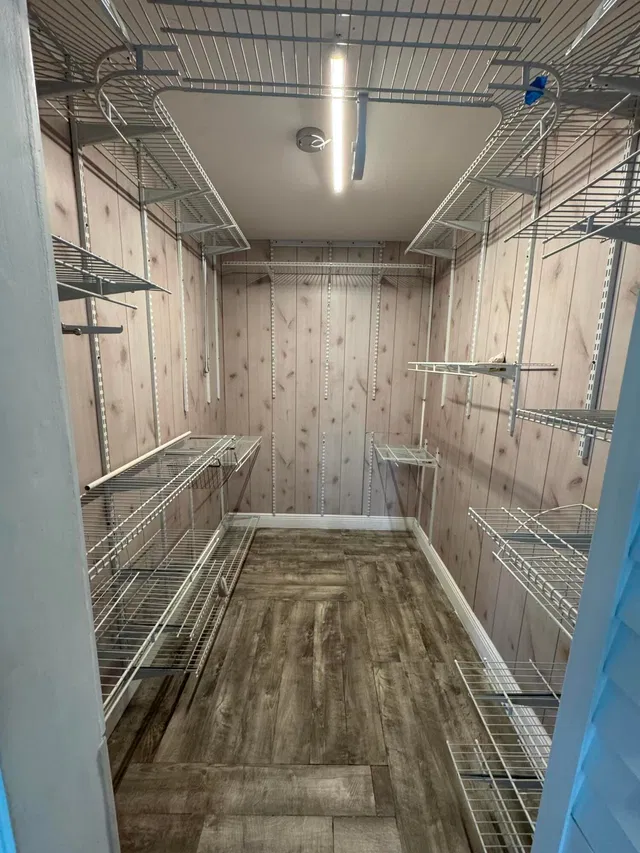 Unit 206 photo 14