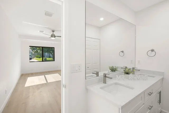 Residence photo 10
