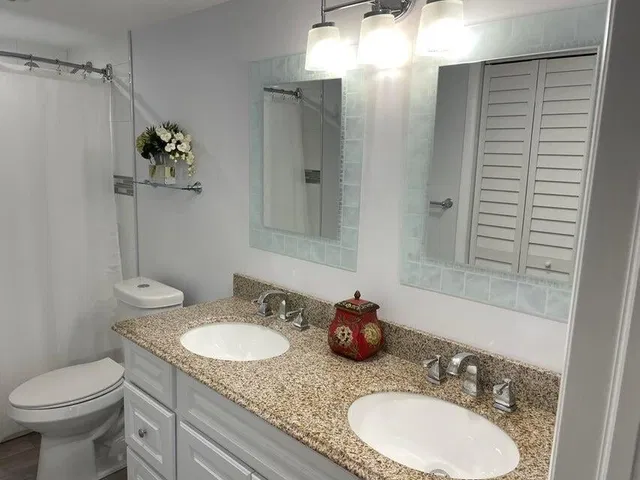 Unit 106 photo 6