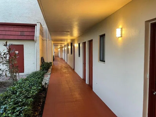 Unit 106 photo 19