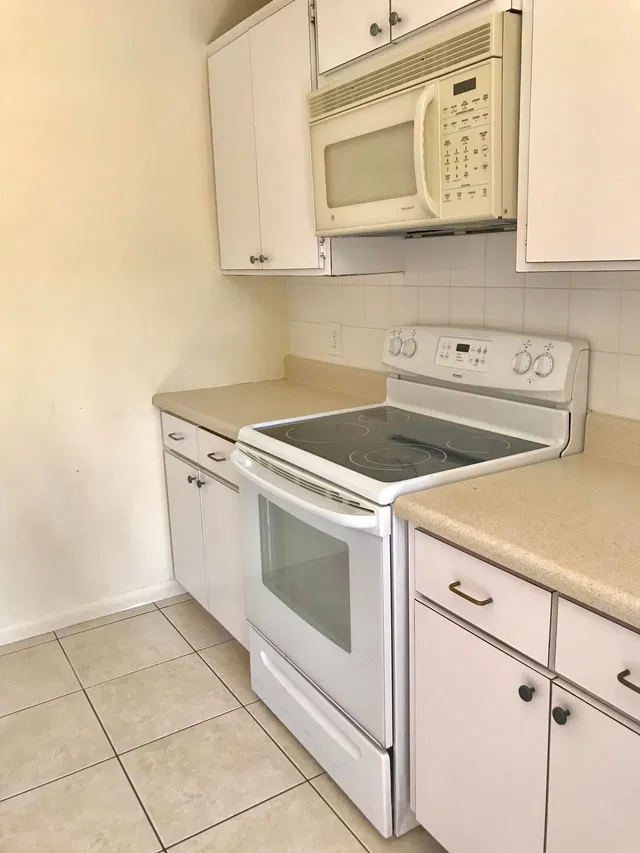 Residence photo 6