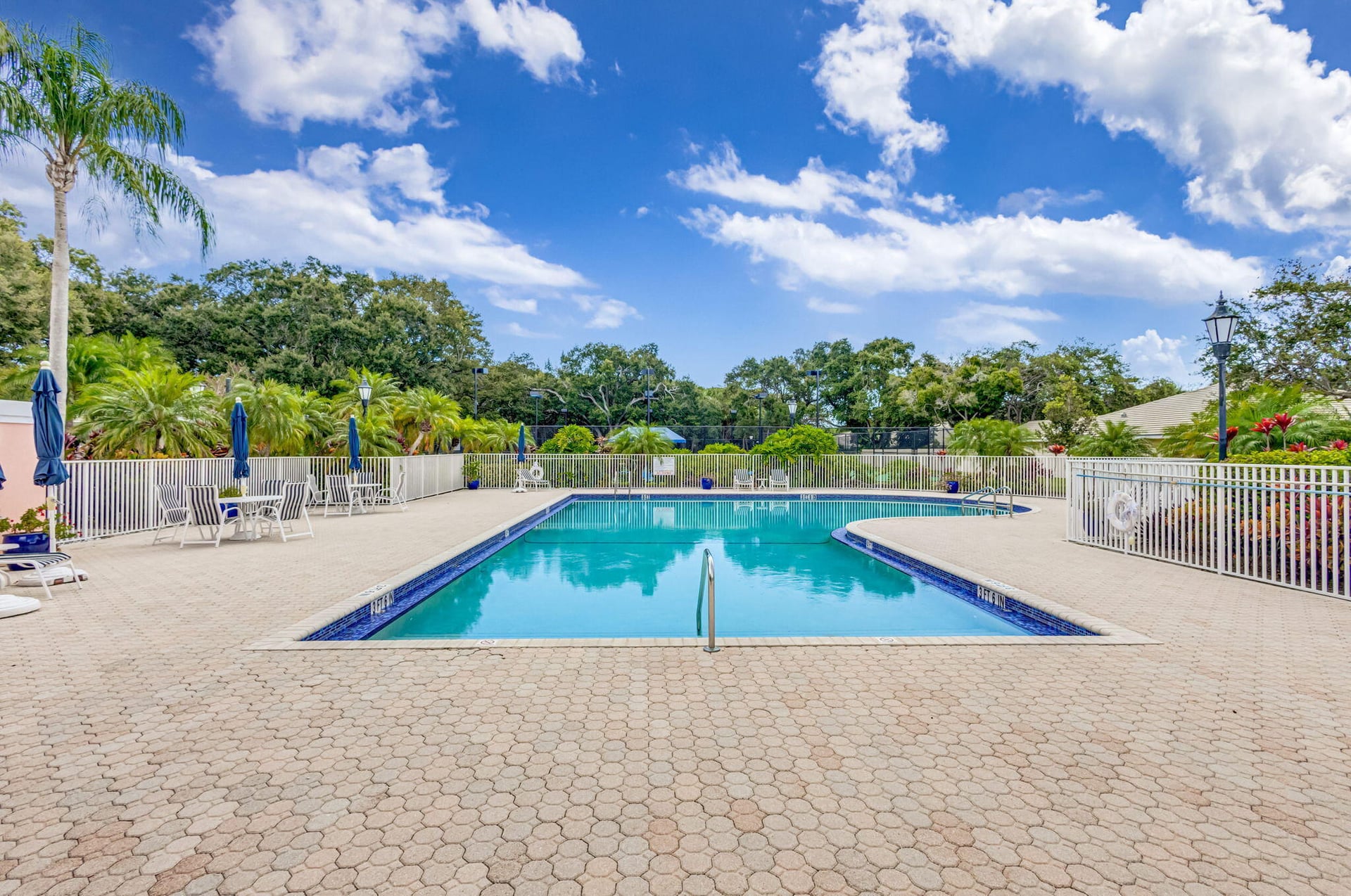  Residence photo 95