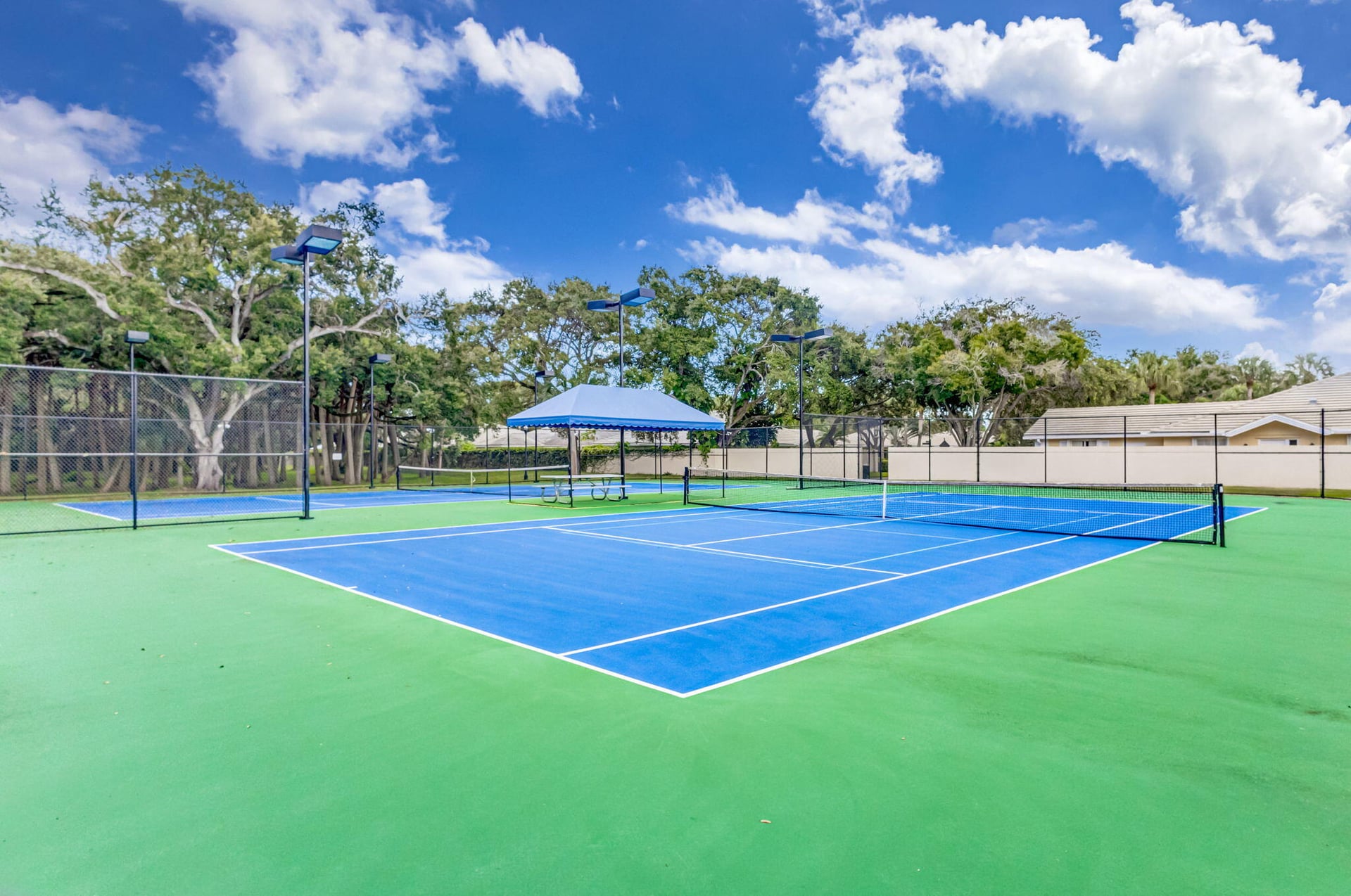  Residence photo 97