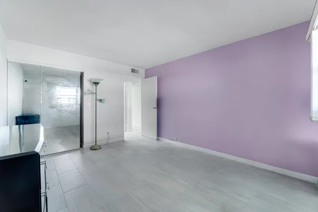 Residence photo 15