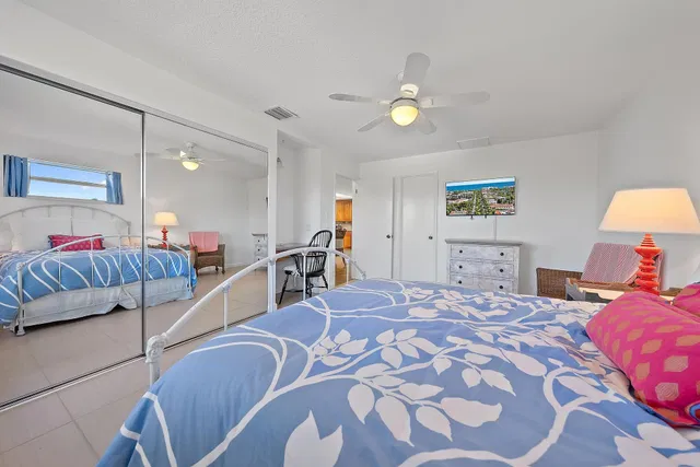  Residence photo 15