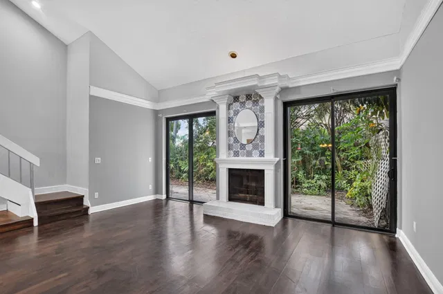 Residence photo 18