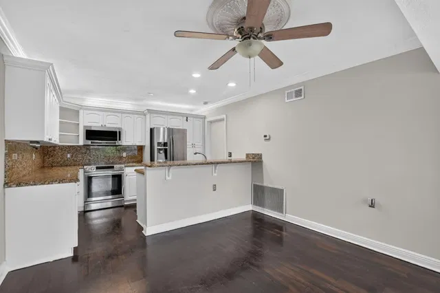 Residence photo 20