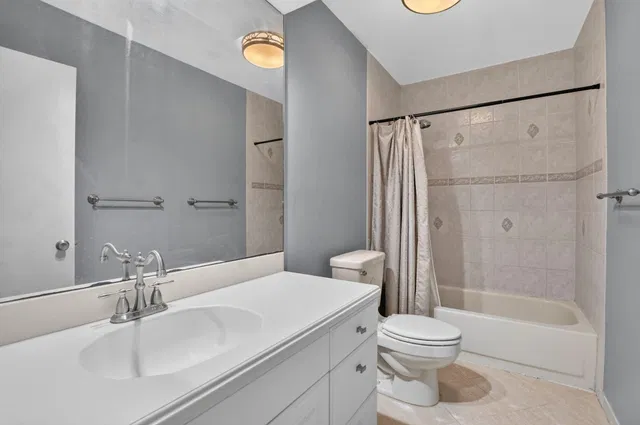 Residence photo 41