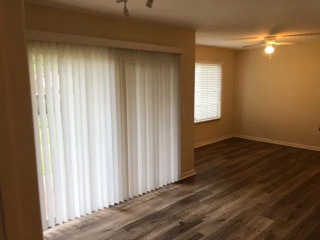  Unit 105 photo 19