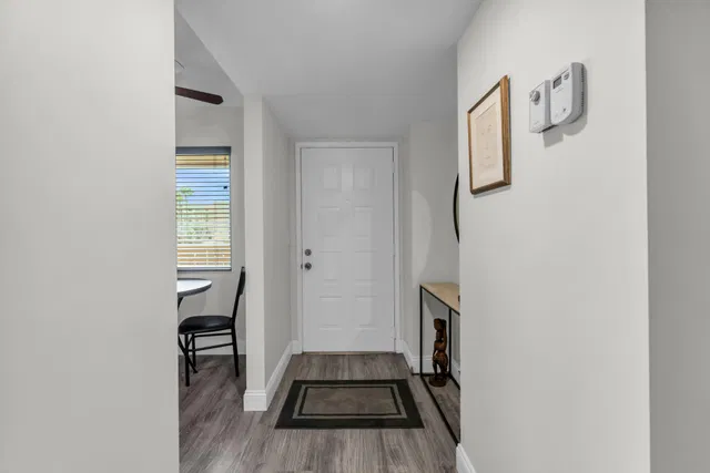 Unit 403 photo 19