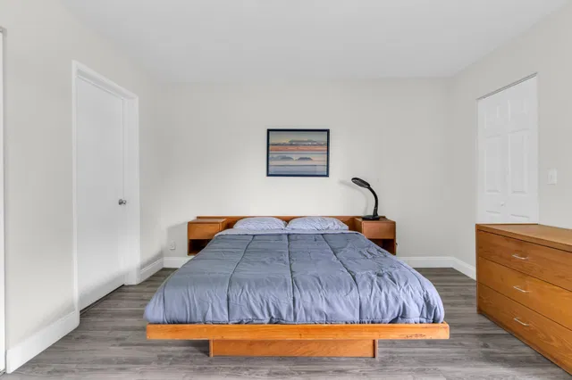 Unit 403 photo 21