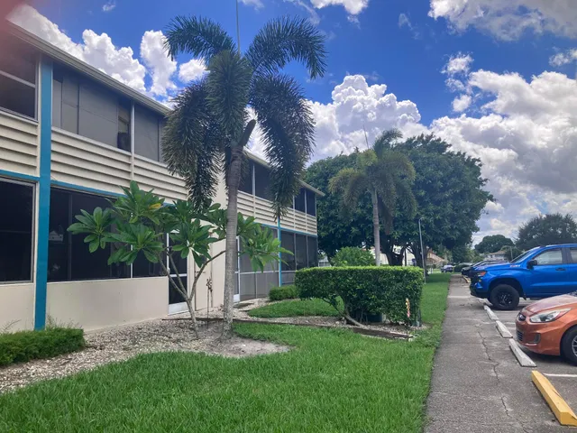 Residence photo 5