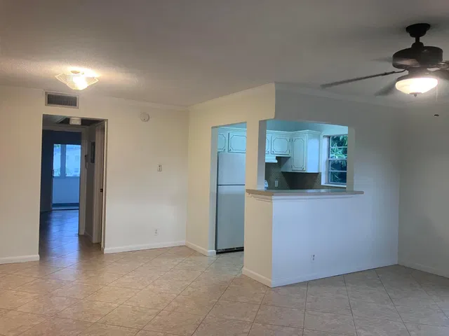 Residence photo 18