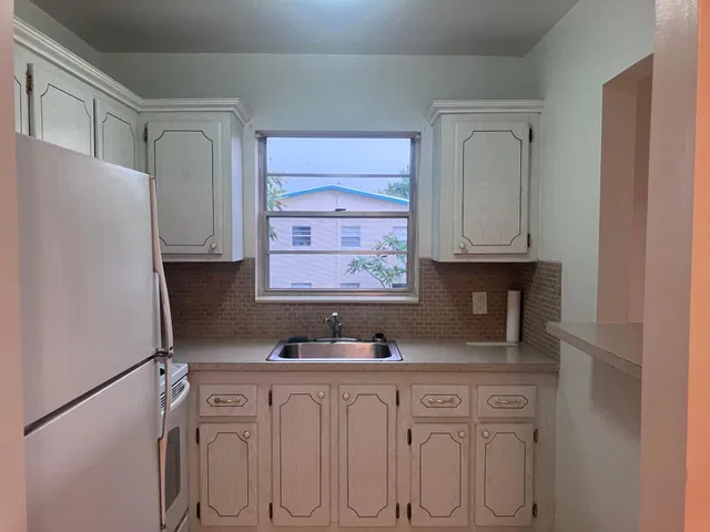 Residence photo 26