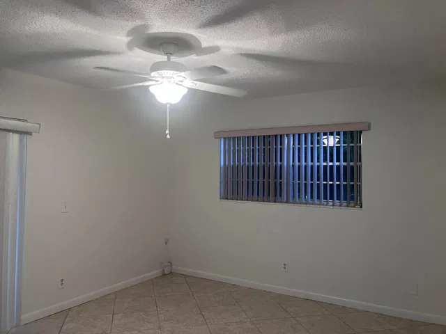 Residence photo 32