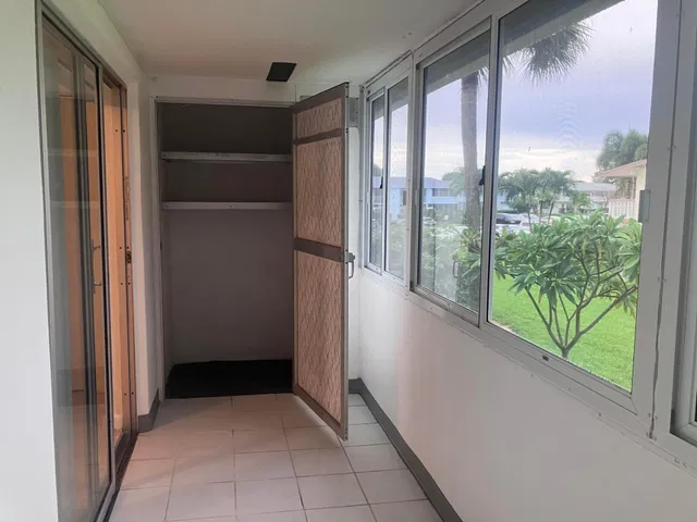 Residence photo 38