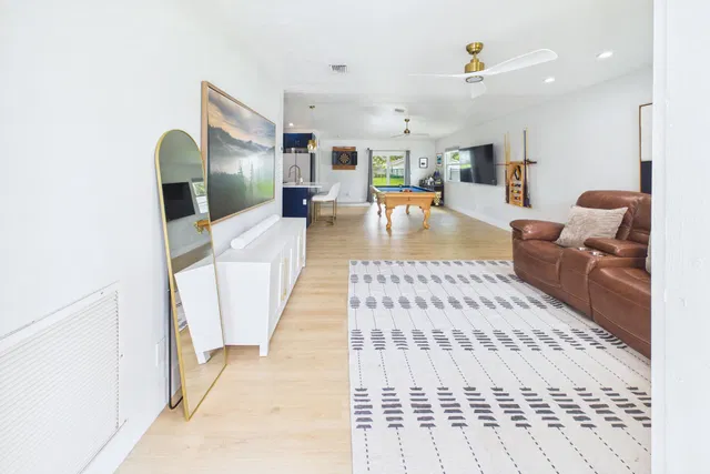 Residence photo 7