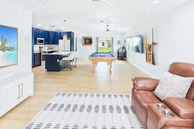 Residence photo 12