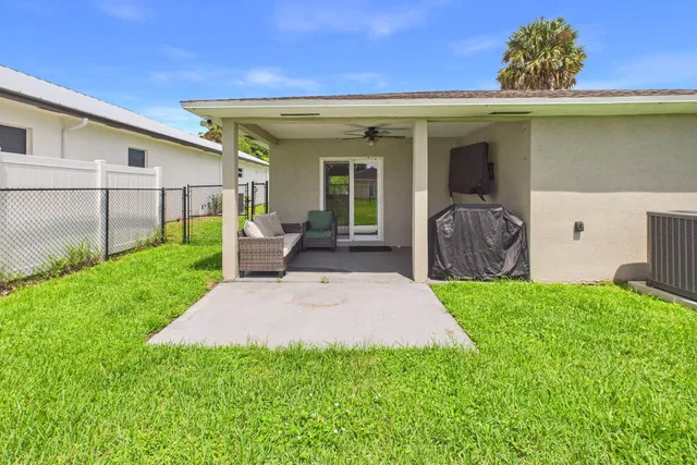 Residence photo 66
