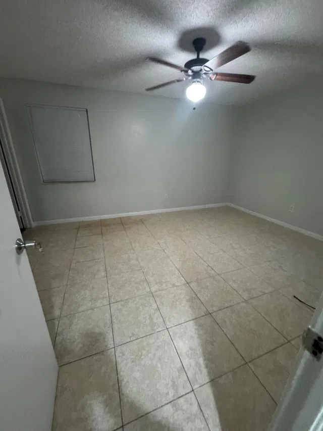 Residence photo 6