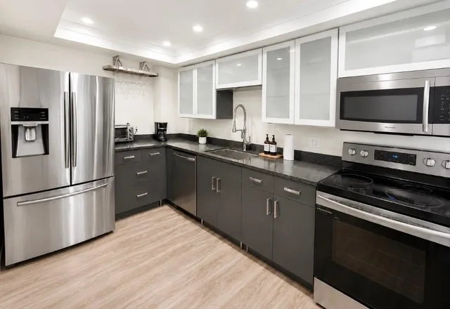 The Patrician of Palm Beach Unit 2240 photo 8