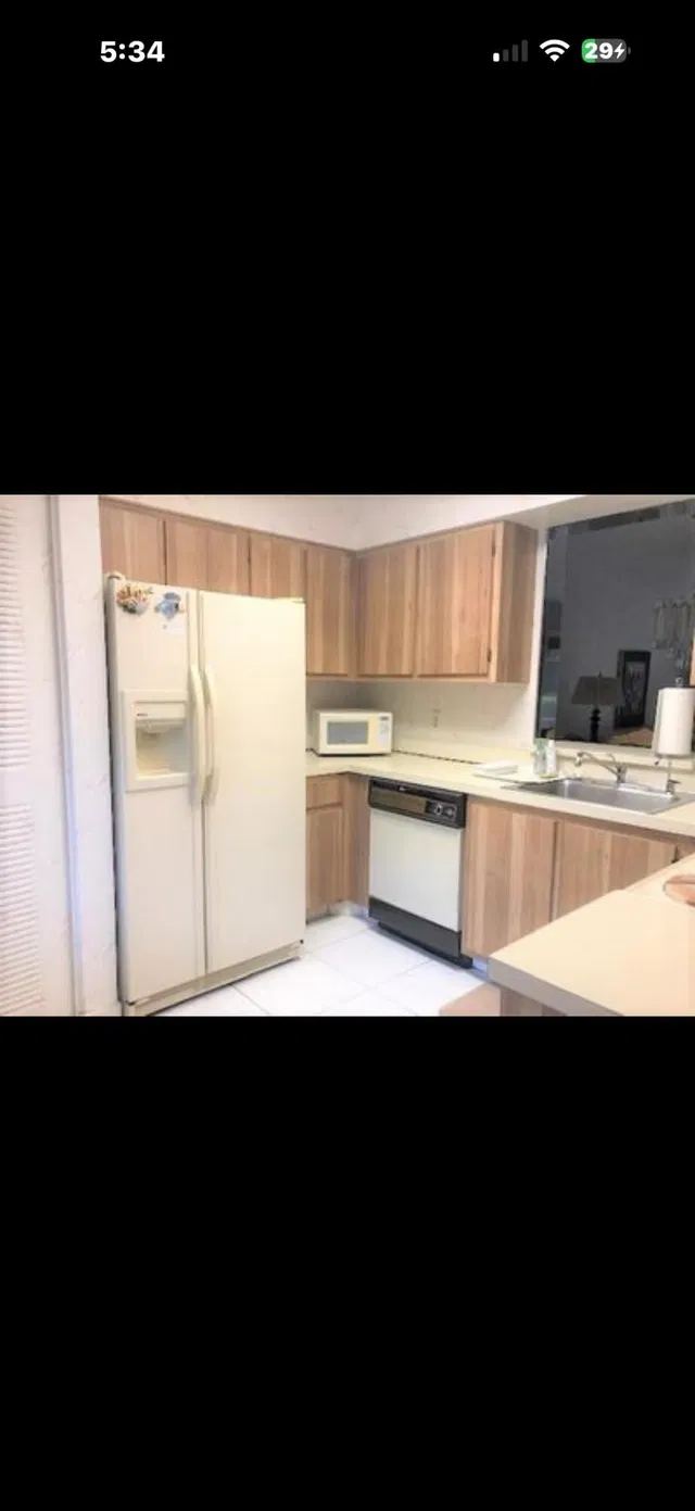  Unit 102 photo 9